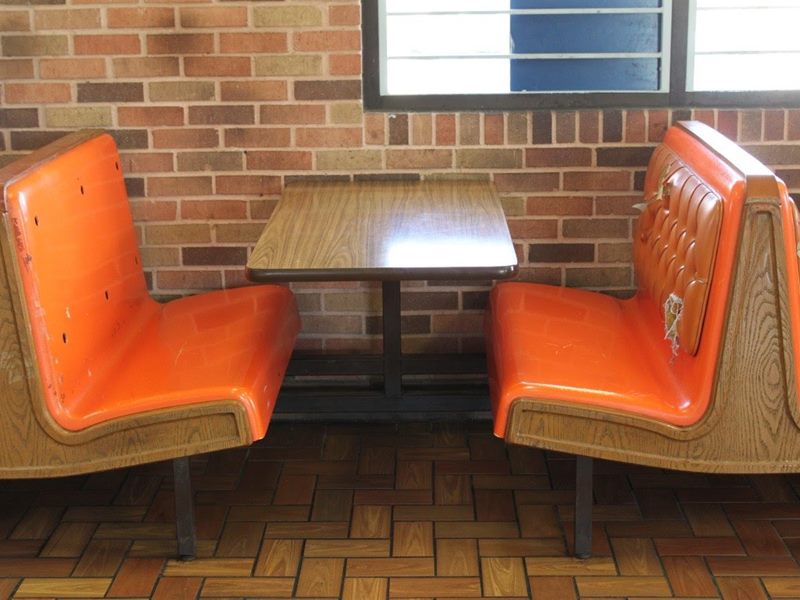 Hank's Fish Market interior